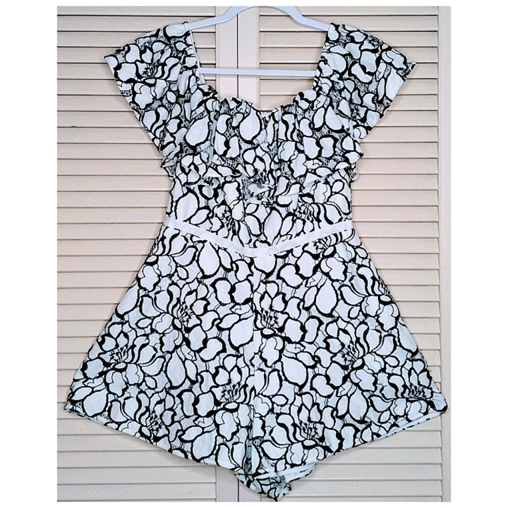 Keepsake Romper--Black & white floral